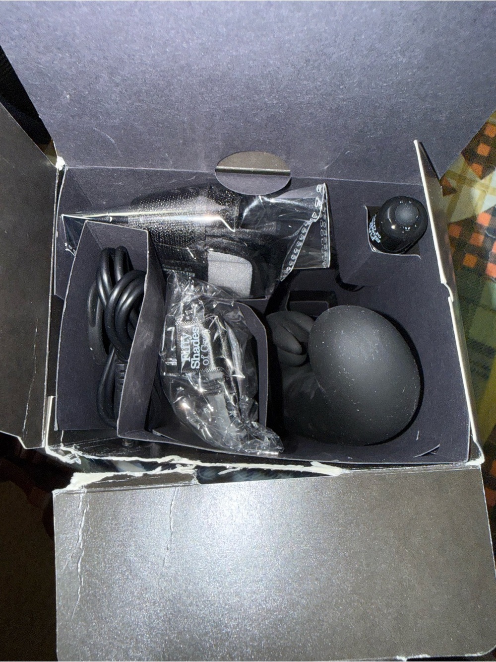 Pleasure Overload - Black & White Greedy Girl Play Box - Picture 10 of 10